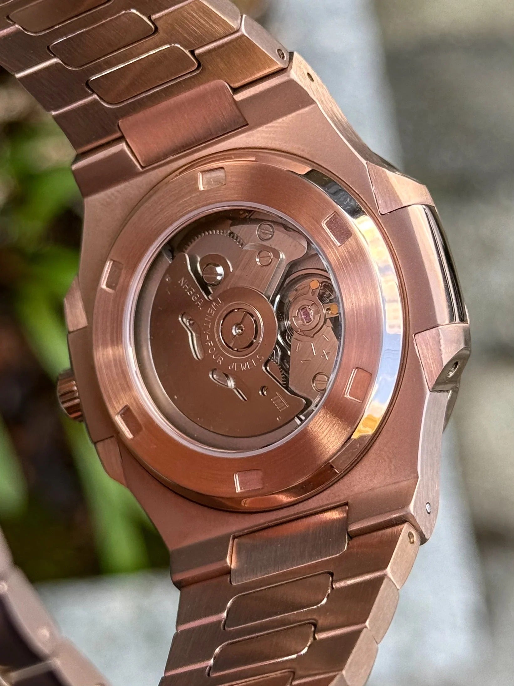 Nautiko Rose Gold Chocolate