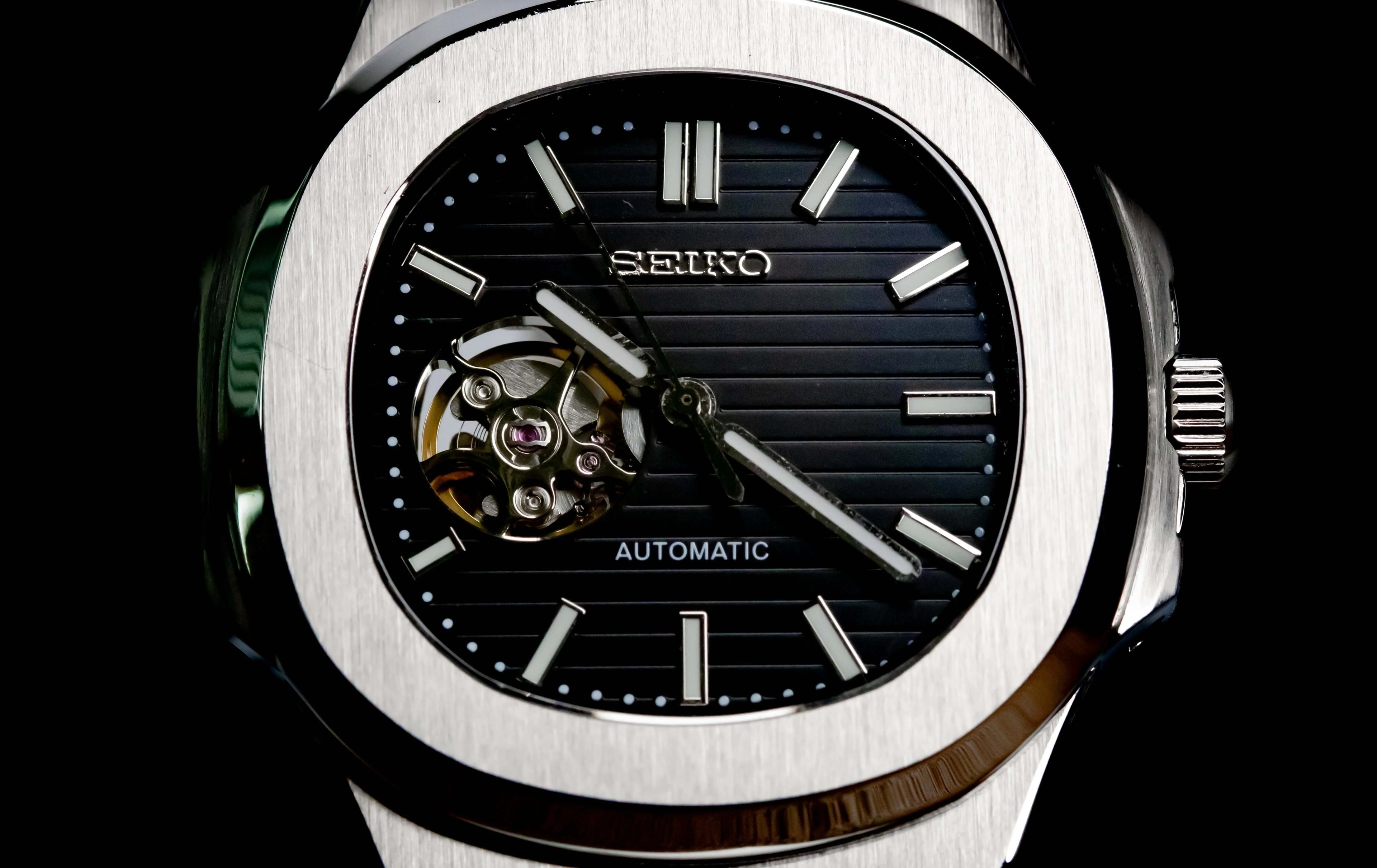 Nautiko Black OpenHeart