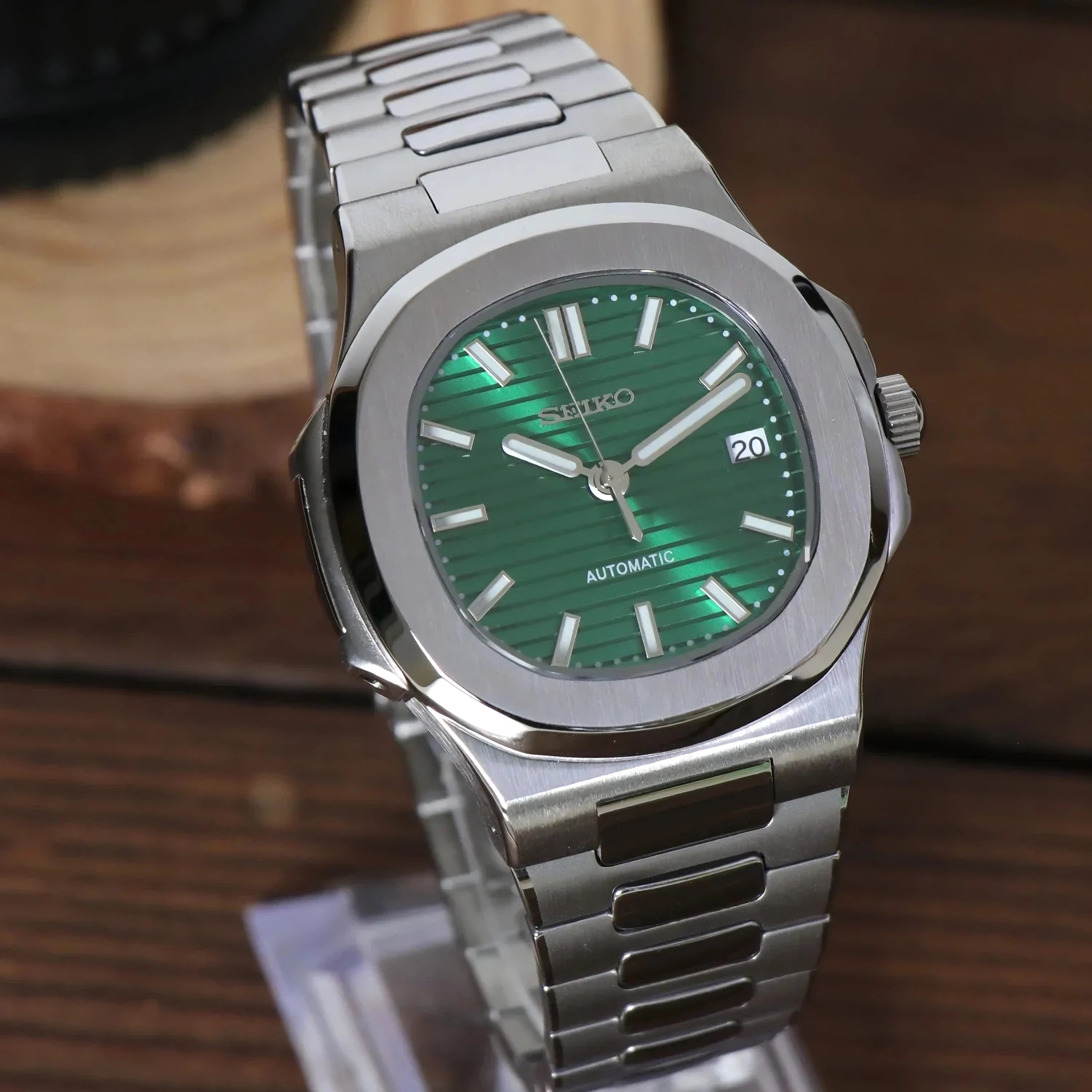 Nautiko Emerald Green